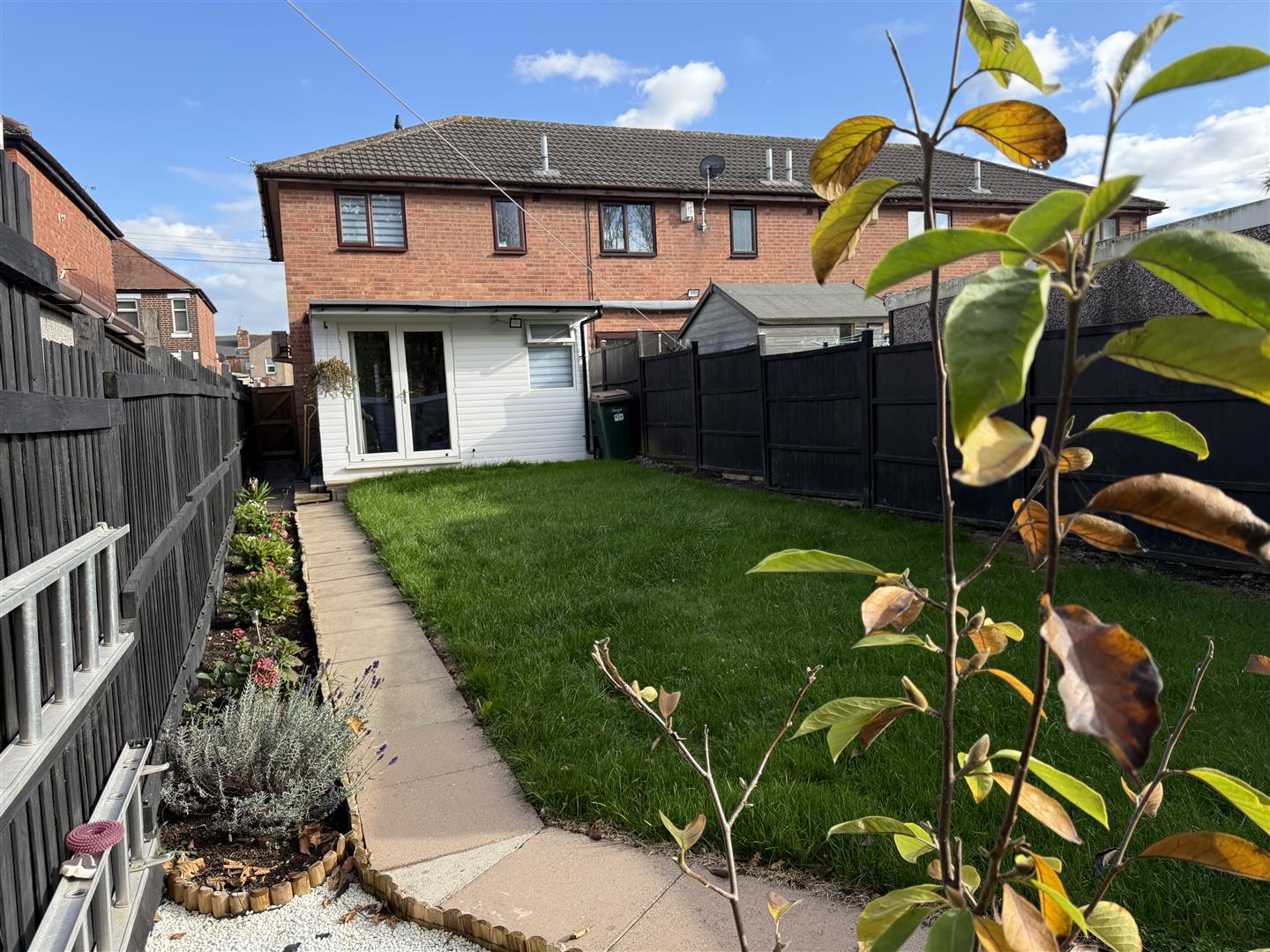 4ka5gj2yiU2TyS1zbtrTIg